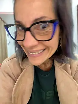 Snapshot of Goddess-Love- chatting on June 11, 9:18 am Goddess-Love- online show from June 11, 9:18 am