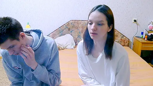 Ivy Lester online show from February 27, 3:15 pm