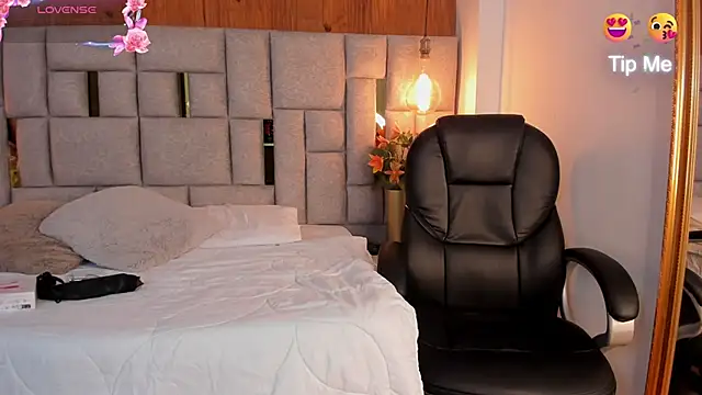 Snapshot of Saori_newman chatting on January 31, 12:07 pm Saori newman online show from January 31, 12:07 pm