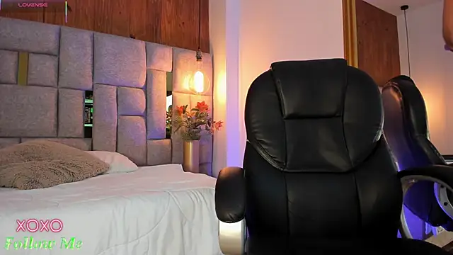 Snapshot of Saori_newman chatting on March 19, 12:01 pm Saori newman online show from March 19, 12:01 pm