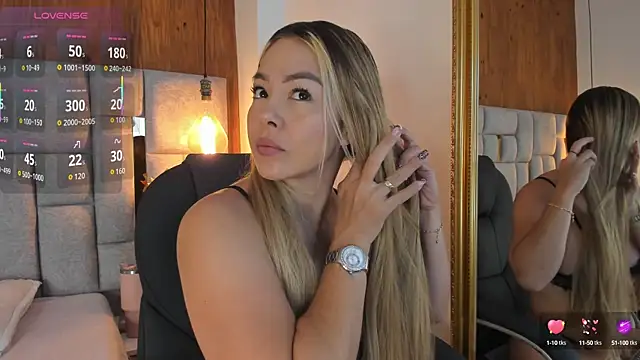 Snapshot of Saori_newman chatting on September 25, 11:25 am Saori newman online show from September 25, 11:25 am