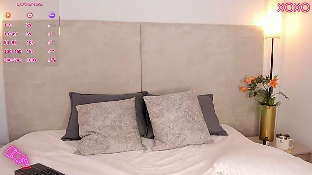 Snapshot of Saori_newman chatting on November 28, 11:57 am Saori newman online show from November 28, 11:57 am