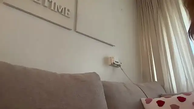 blairbella online show from February 18, 4:37 pm