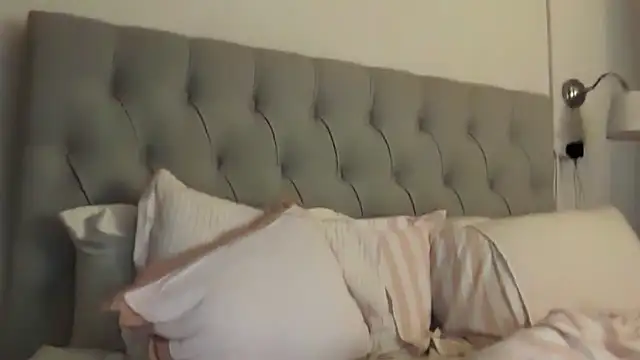 blairbella online show from February 9, 5:22 am