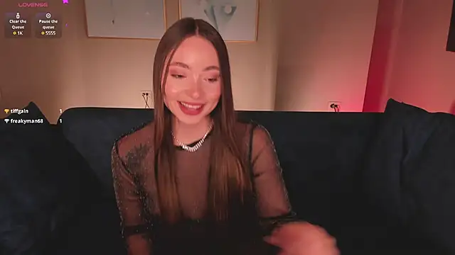 Snapshot of AlinaKravitz chatting on January 23, 6:03 pm AlinaKravitz online show from January 23, 6:03 pm