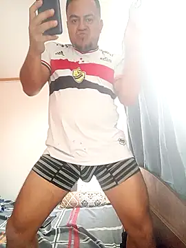 Snapshot of TheBriiaand30 chatting on December 14, 8:57 pm TheBriiaand30 online show from December 14, 8:57 pm