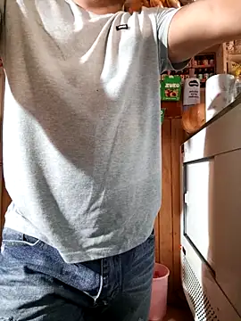 Snapshot of TheBriiaand30 chatting on January 7, 2:08 pm TheBriiaand30 online show from January 7, 2:08 pm