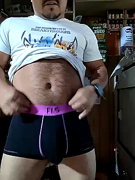 Snapshot of TheBriiaand30 chatting on March 8, 2:10 pm TheBriiaand30 online show from March 8, 2:10 pm