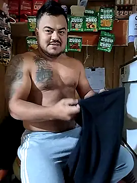 Snapshot of TheBriiaand30 chatting on March 14, 2:11 pm TheBriiaand30 online show from March 14, 2:11 pm