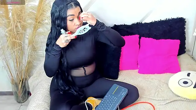 ScarlethNatasha online show from December 19, 2:29 am