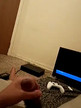 dvaughn3117 online show from March 31, 9:15 pm