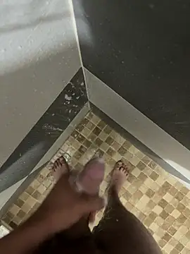 mylovetr1 online show from February 12, 5:47 am