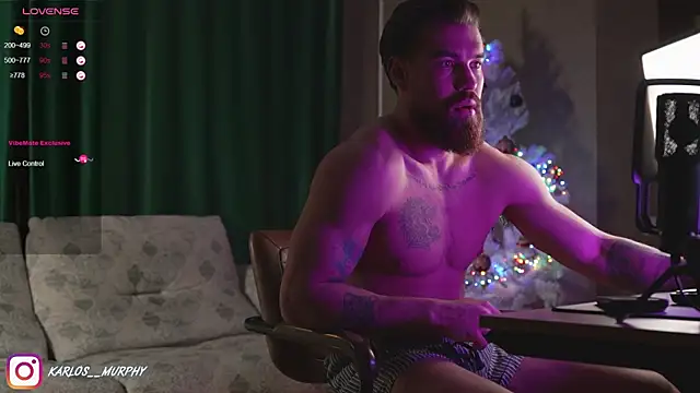 Snapshot of Karlos_Ripped_ chatting on January 4, 10:16 am Karlos Ripped online show from January 4, 10:16 am