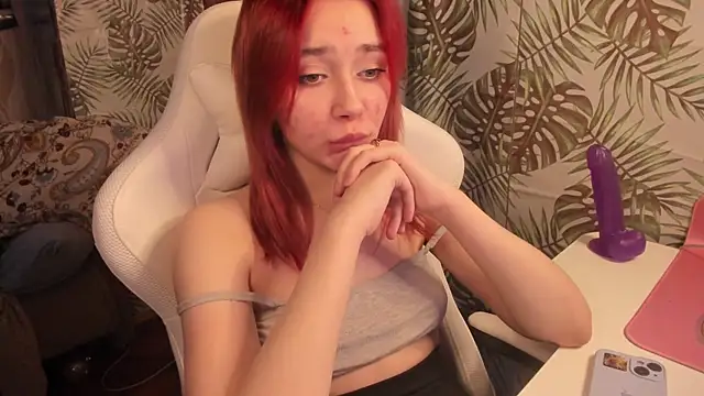 Snapshot of SweetLinaa chatting on January 4, 10:49 am SweetLinaa online show from January 4, 10:49 am