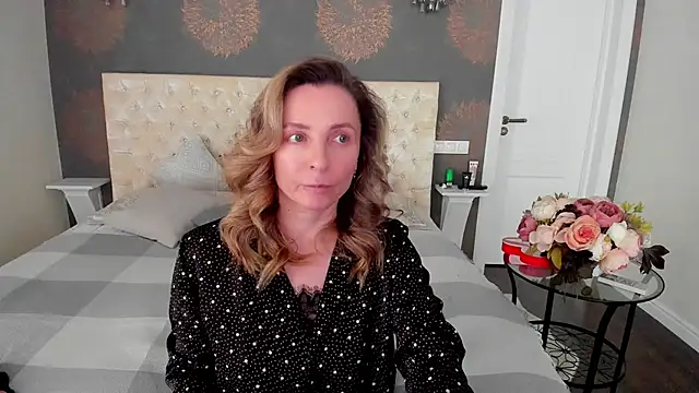 AllisonWilliams online show from May 4, 2:02 pm