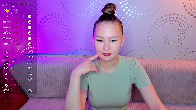 Snapshot of skinny_sissss chatting on March 20, 7:52 pm skinny sissss online show from March 20, 7:52 pm