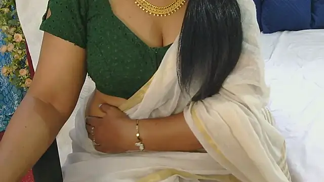 Snapshot of indian_anu_mallu chatting on July 23, 6:11 am indian anu mallu online show from July 23, 6:11 am