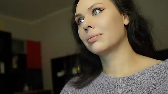 Snapshot of MollyCheiz chatting on December 10, 8:49 pm MollyCheiz online show from December 10, 8:49 pm