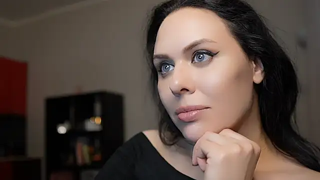 Snapshot of MollyCheiz chatting on December 21, 5:03 am MollyCheiz online show from December 21, 5:03 am