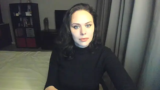 Snapshot of MollyCheiz chatting on January 18, 6:10 pm MollyCheiz online show from January 18, 6:10 pm