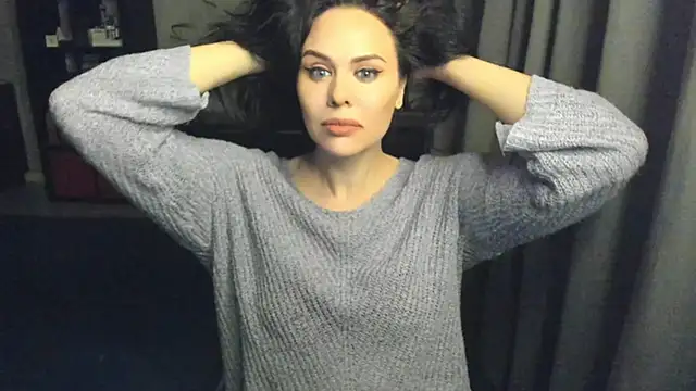 Snapshot of MollyCheiz chatting on January 30, 3:00 am MollyCheiz online show from January 30, 3:00 am