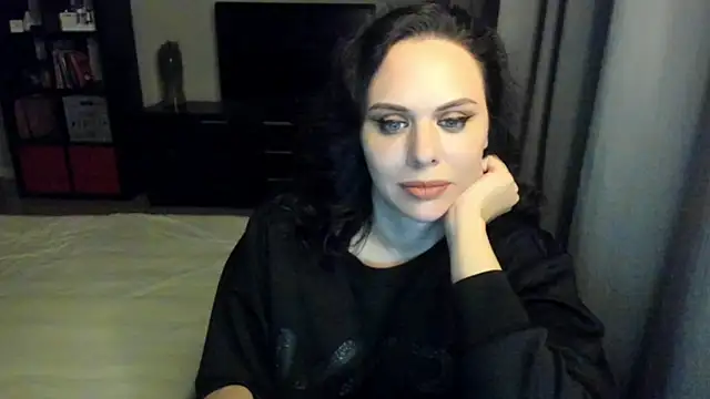Snapshot of MollyCheiz chatting on February 2, 11:00 pm MollyCheiz online show from February 2, 11:00 pm