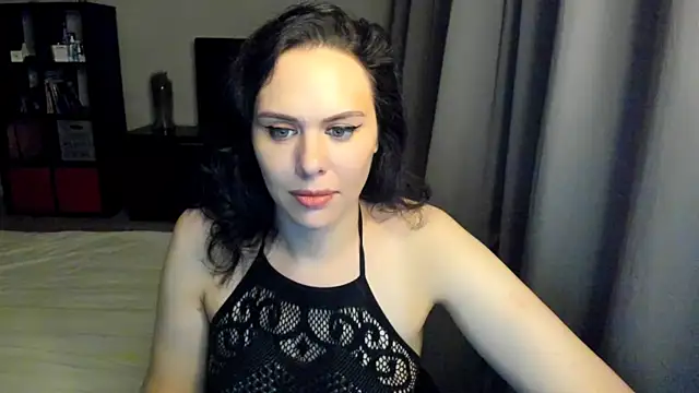 Snapshot of MollyCheiz chatting on February 5, 5:53 pm MollyCheiz online show from February 5, 5:53 pm