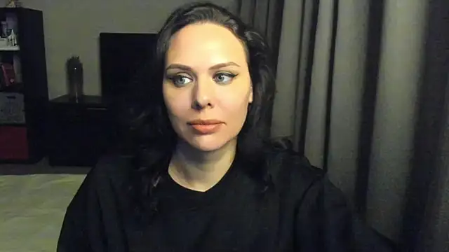 Snapshot of MollyCheiz chatting on February 7, 8:31 pm MollyCheiz online show from February 7, 8:31 pm