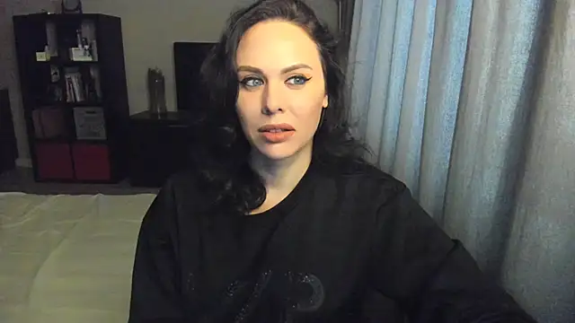 Snapshot of MollyCheiz chatting on March 5, 1:17 pm MollyCheiz online show from March 5, 1:17 pm