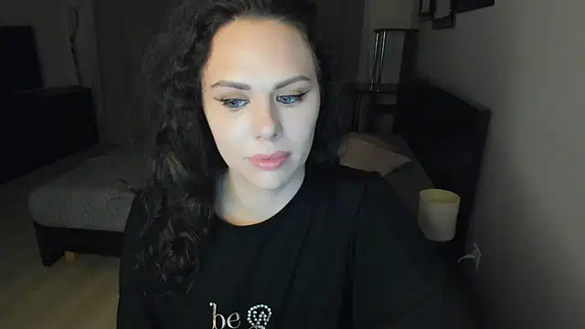 Snapshot of MollyCheiz chatting on September 8, 11:48 pm MollyCheiz online show from September 8, 11:48 pm