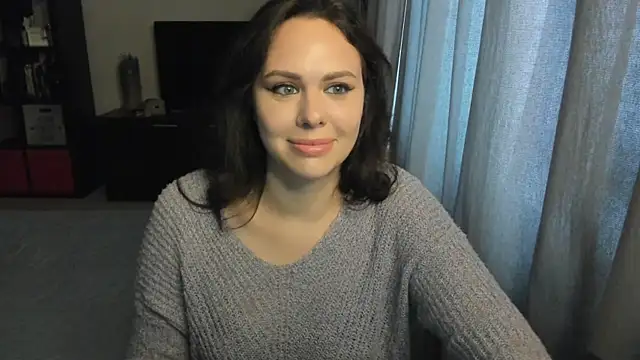 Snapshot of MollyCheiz chatting on October 25, 10:45 am MollyCheiz online show from October 25, 10:45 am