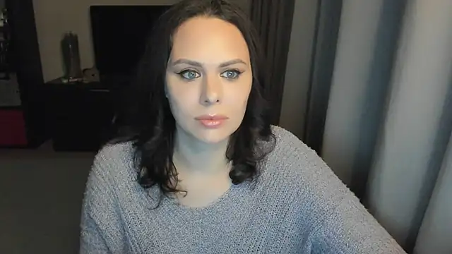 Snapshot of MollyCheiz chatting on October 26, 2:23 pm MollyCheiz online show from October 26, 2:23 pm