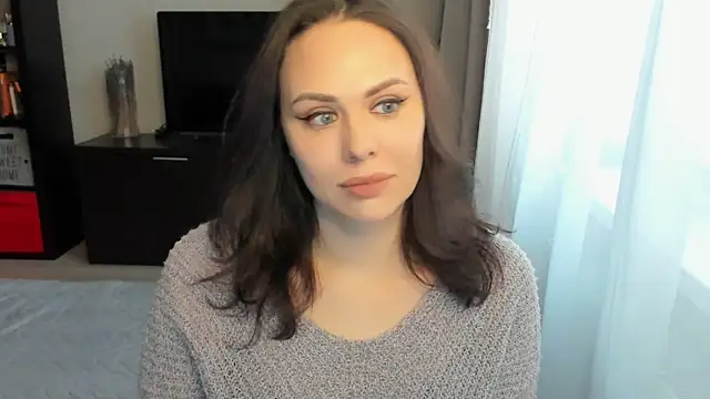 Snapshot of MollyCheiz chatting on November 24, 12:05 pm MollyCheiz online show from November 24, 12:05 pm