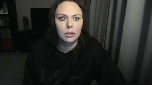 Snapshot of MollyCheiz chatting on April 26, 9:23 pm MollyCheiz online show from April 26, 9:23 pm