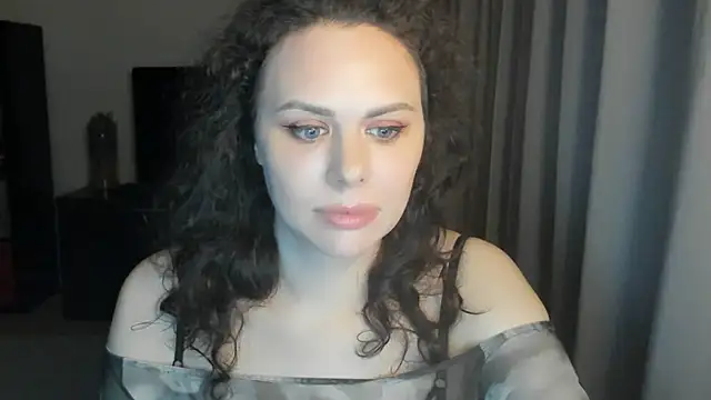 MollyCheiz online show from June 28, 10:49 pm