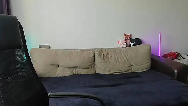 Snapshot of Ostin_meow chatting on June 9, 9:10 am Ostin meow online show from June 9, 9:10 am