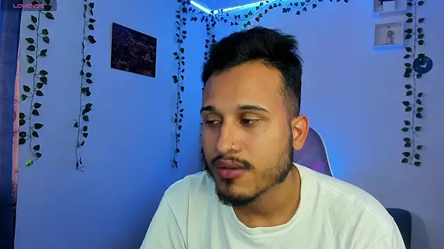 Raf brunette online show from December 22, 1:33 pm