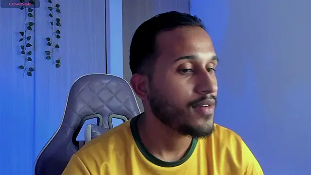 Raf brunette online show from February 2, 10:19 pm