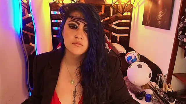 Snapshot of scarleth_blue chatting on June 19, 9:24 am scarleth blue online show from June 19, 9:24 am