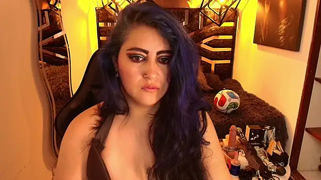 Snapshot of scarleth_blue chatting on July 29, 3:15 am scarleth blue online show from July 29, 3:15 am