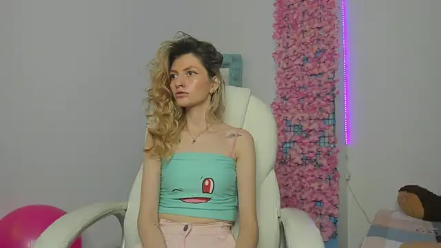 summer sweet  online show from December 4, 3:04 am