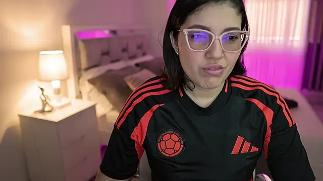 Camilaa bueno online show from December 21, 5:07 pm