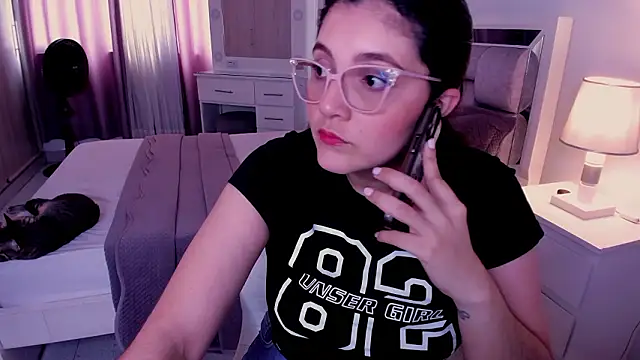 Camilaa bueno online show from March 8, 5:17 pm