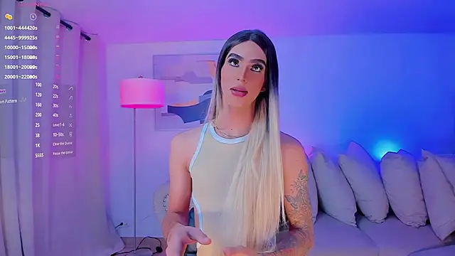 Snapshot of Ashley_Reminton chatting on January 7, 9:35 pm Ashley Reminton online show from January 7, 9:35 pm