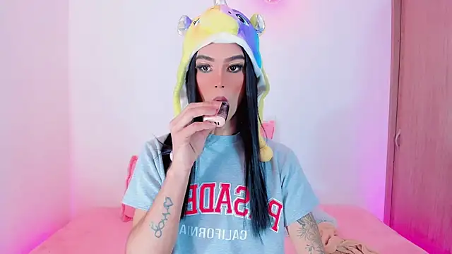 Snapshot of Ashley_Reminton chatting on March 2, 10:56 am Ashley Reminton online show from March 2, 10:56 am