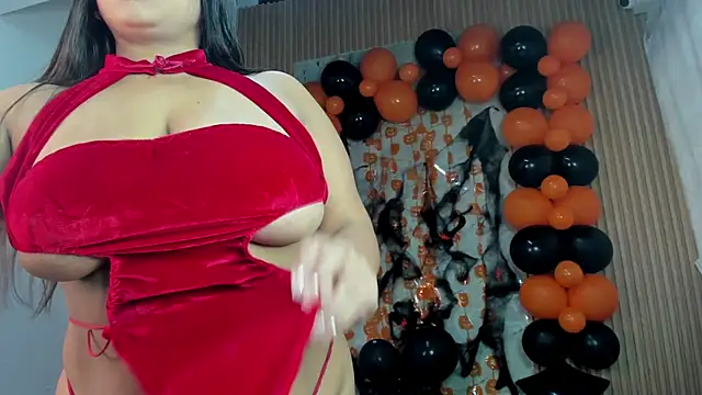 Any topless online show from October 21, 11:00 am