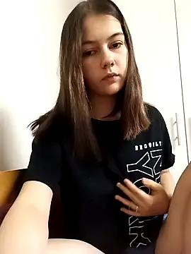 ella grays online show from December 11, 7:53 am