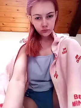 ella grays online show from January 1, 2:20 pm