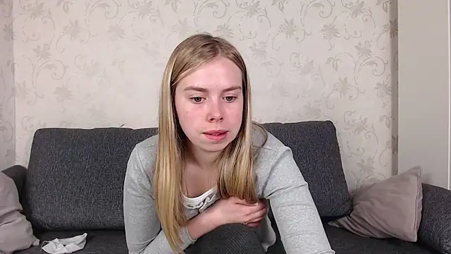 sofiaa here online show from March 30, 12:22 am