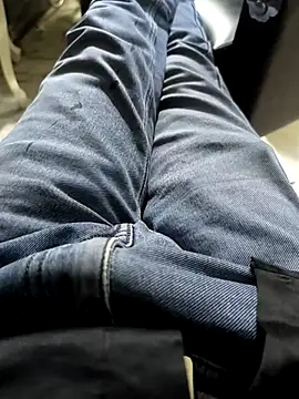 faaseel online show from March 9, 11:25 am